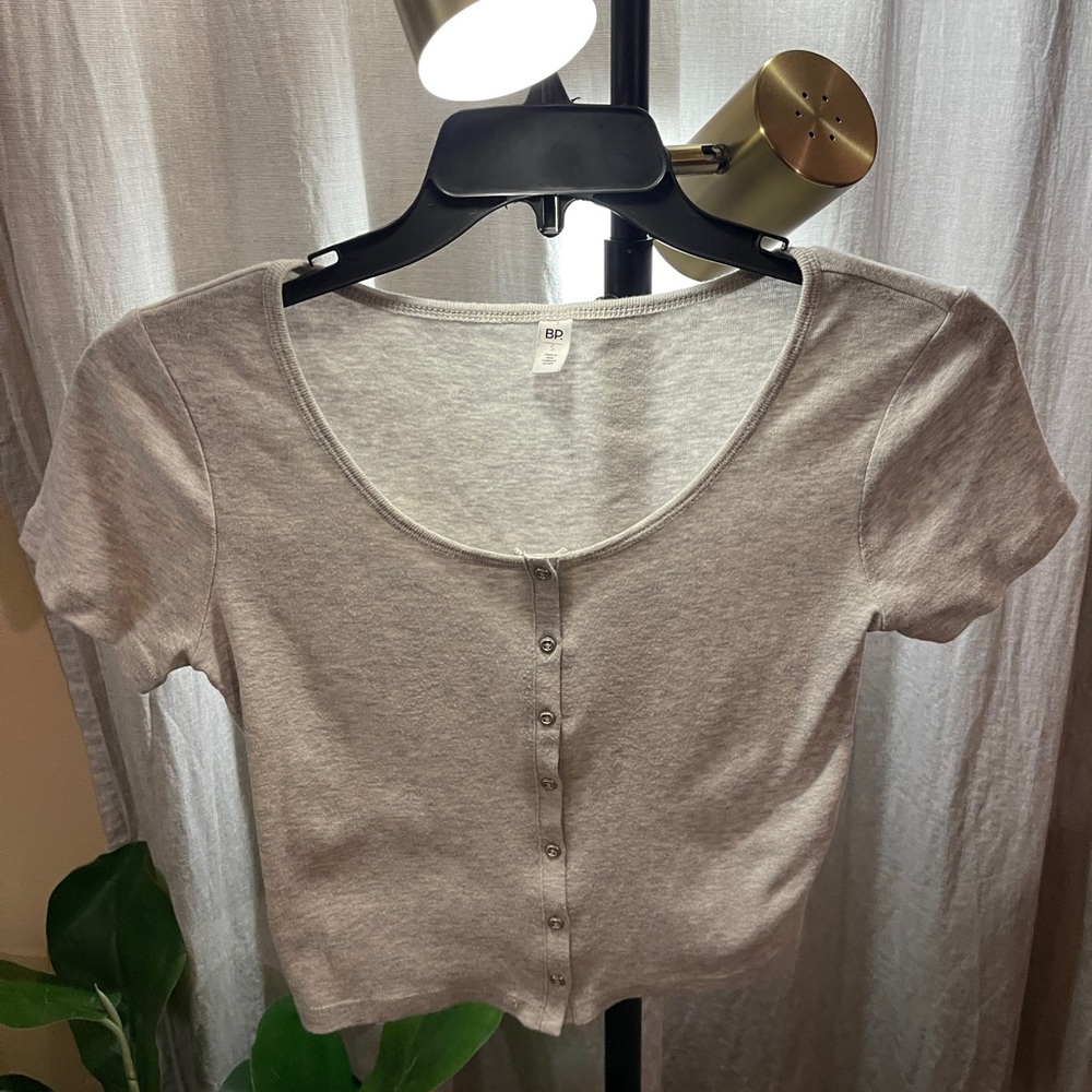 BP scoopneck Henley heathered gray button snaps extra cute jeans top cotton SM